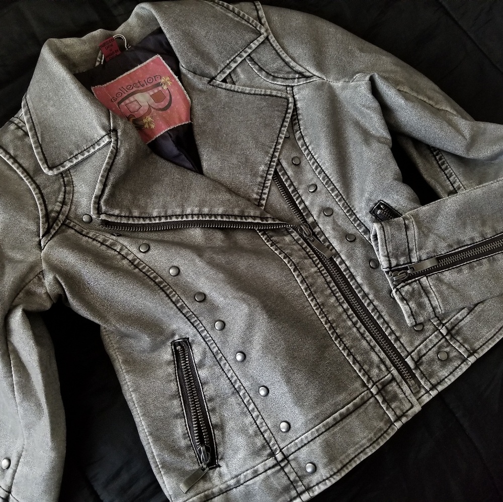 Girls faux leather studded motorcycle jacket 10 - Picture 1 of 4